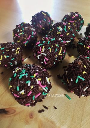 Foto resep Bola Coklat Regal (3Bahan)
