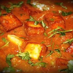 A picture of Creamy Malai Paneer Gravy.
