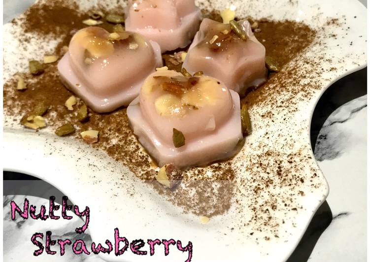 Nutty Strawberry Pudding