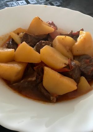 Foto principal de Estofado de ternera con patatas [OLLA GM]