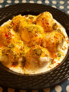 दही वडा (dahi vada recipe in hindi) रेसिपी मुख्य फोटो