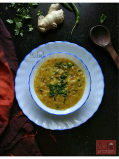 A picture of Oats Khichdi.