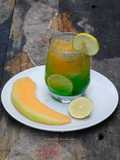 Es Lemon Melon Squash