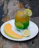Es Lemon Melon Squash
