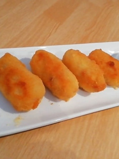 Una foto de Croquetas de pollo y jamón