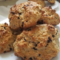 A picture of Chocolate vanilla rock cakes.