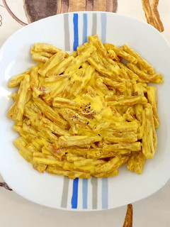 Foto di Caserecce con ricotta, speck e zafferano
