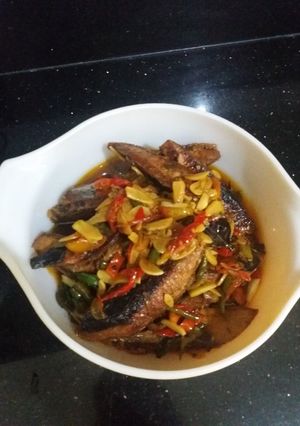 Foto resep Ikan cuwe di tumis biasa