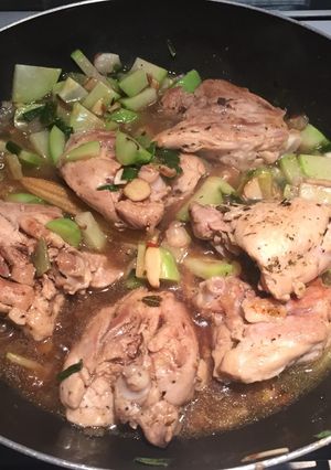 Una foto de Pollo almendrado estilo cantones