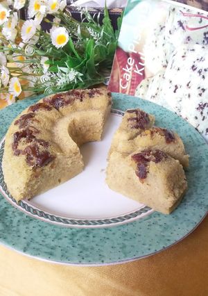Foto resep Bolu pisang raja kukus tabur kurma
