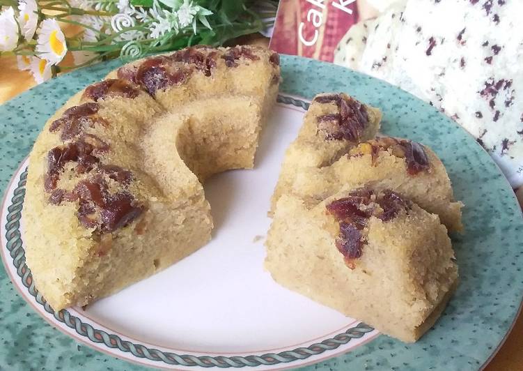 Bolu pisang raja kukus tabur kurma