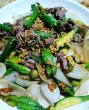 Thịt bò xào bí nụ