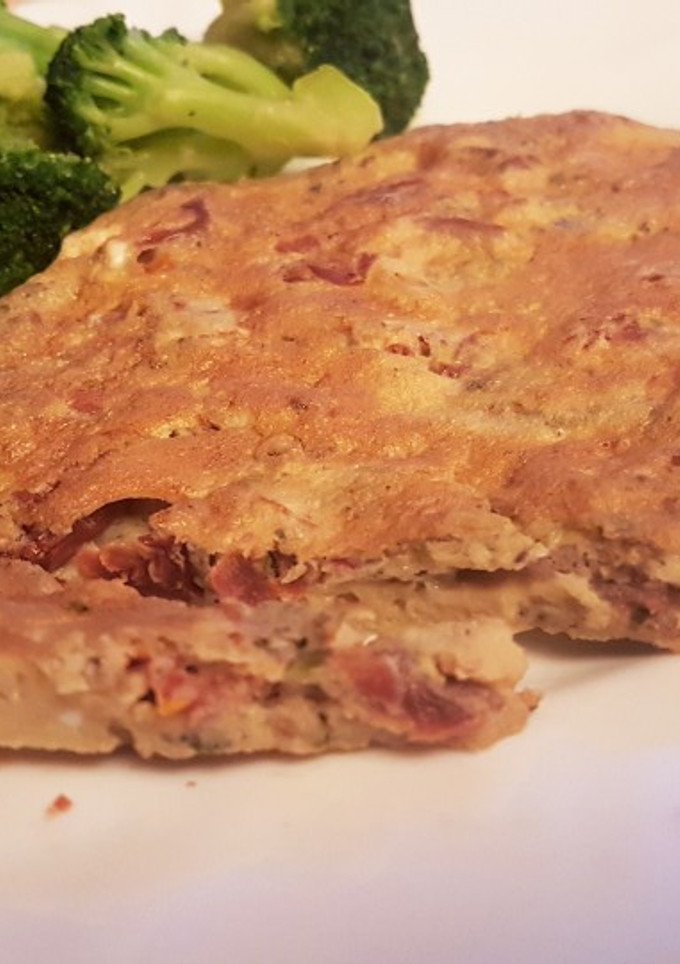 Una foto de Tortilla de tomates secos