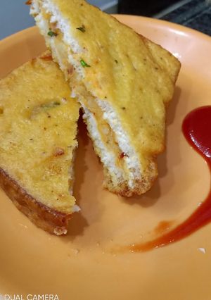 ब्रेड पकौड़ा (bread pakoda recipe in Hindi) रेसिपी मुख्य फोटो