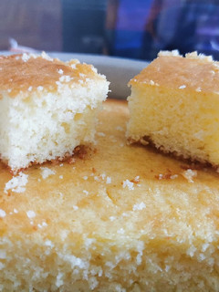 Una foto de Torta de limón y coco
