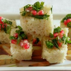 A picture of Instant rava dhokla.