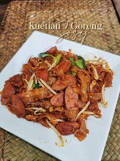 Gambar Kuetiau Goreng sosej