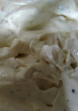 A picture of Peppered Mayonnaise.