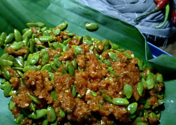 Resep Sambal petai cina (mlanding) Jadi, Bikin Ngiler