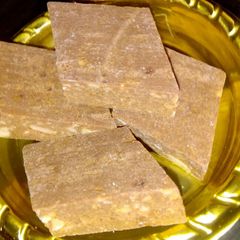 A picture of Chocolate kaju katli.