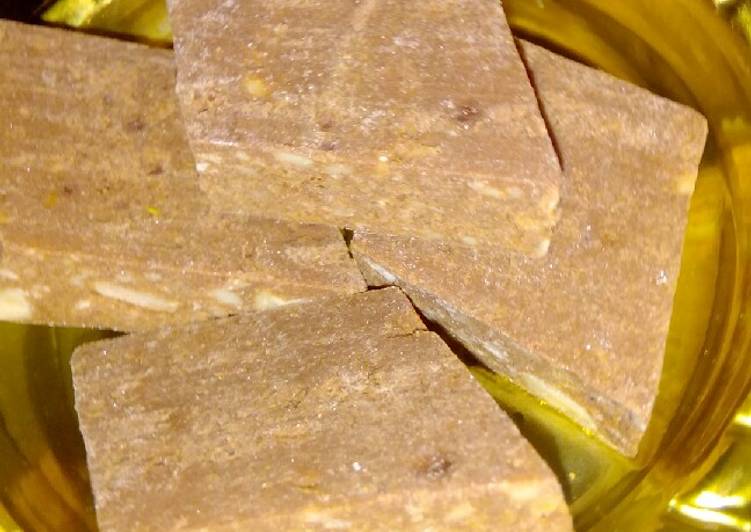 Chocolate kaju katli