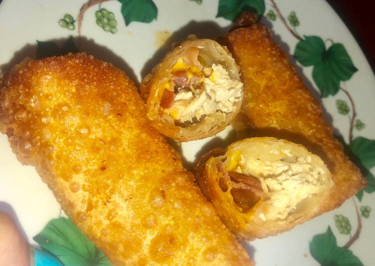 Simple Way to Prepare Super Quick Homemade Chicken bacon cheddar ranch egg rolls