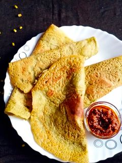 पेसरट्टु डोसा (Pesarattu dosa recipe in hindi) रेसिपी मुख्य फोटो