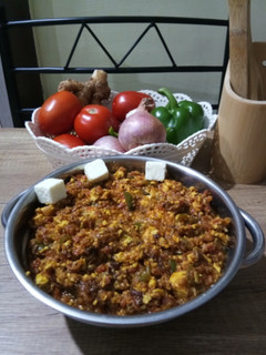 પનીર ભુરઝી(Paneer Bhurji Recipe in Gujarati) રેસીપી મુખ્ય ફોટો
