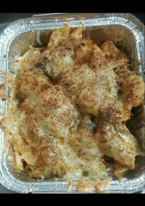 A picture of Cheesy pasta.