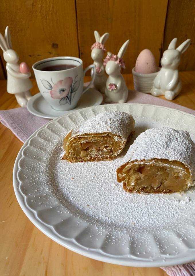 Штрудель з яблуками і апельсинами