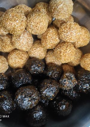 तिल गुड़ लड्डू (Til gud laddu recipe in hindi) रेसिपी मुख्य फोटो