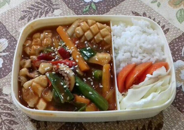 Bekal cumi ala korea (ojingo bokum)