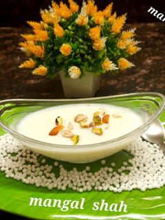 ड्रायफ्रूट साबुदाणा खीर (Dry fruit sabudana kheer recipe in marathi) रेसिपी चे मुख्य फोटो