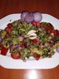 Kenyan kachumbari salad 🥑🍅🍋