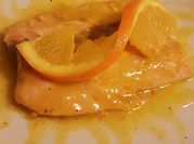 Una foto di salmone arancia