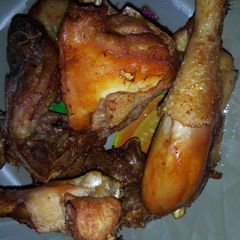 A picture of Fried chicken.