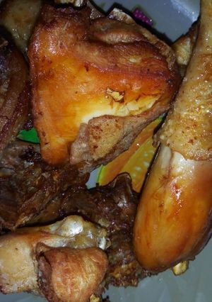 A picture of Fried chicken.