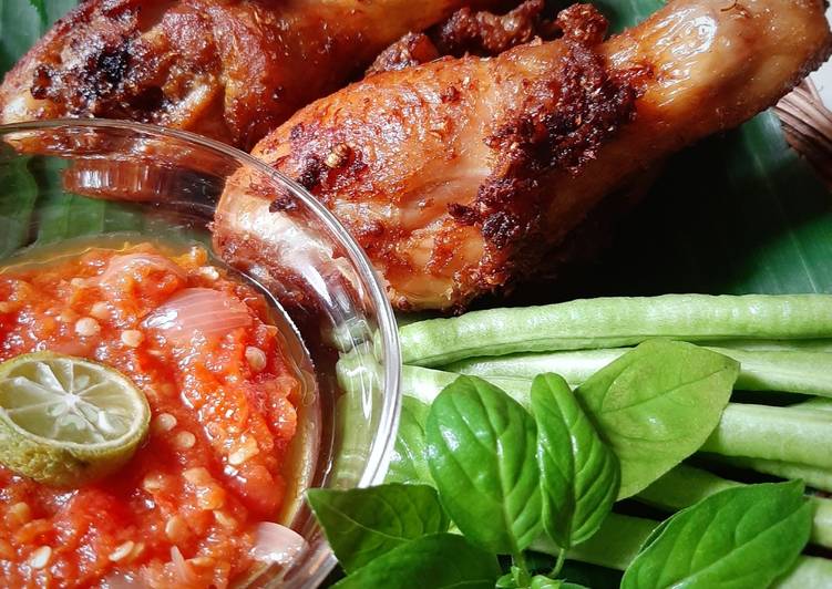 makanan Ayam Goreng Ketumbar Medan Jadi, Bikin Ngiler