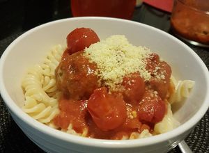 Una foto de Fusilli con Albóndigas