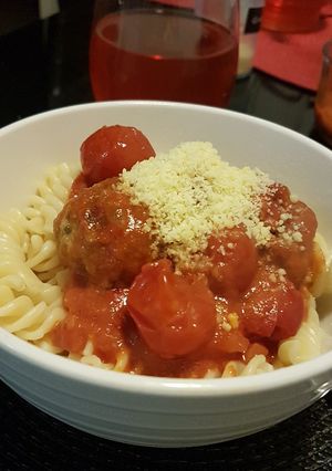 Una foto de Fusilli con Albóndigas