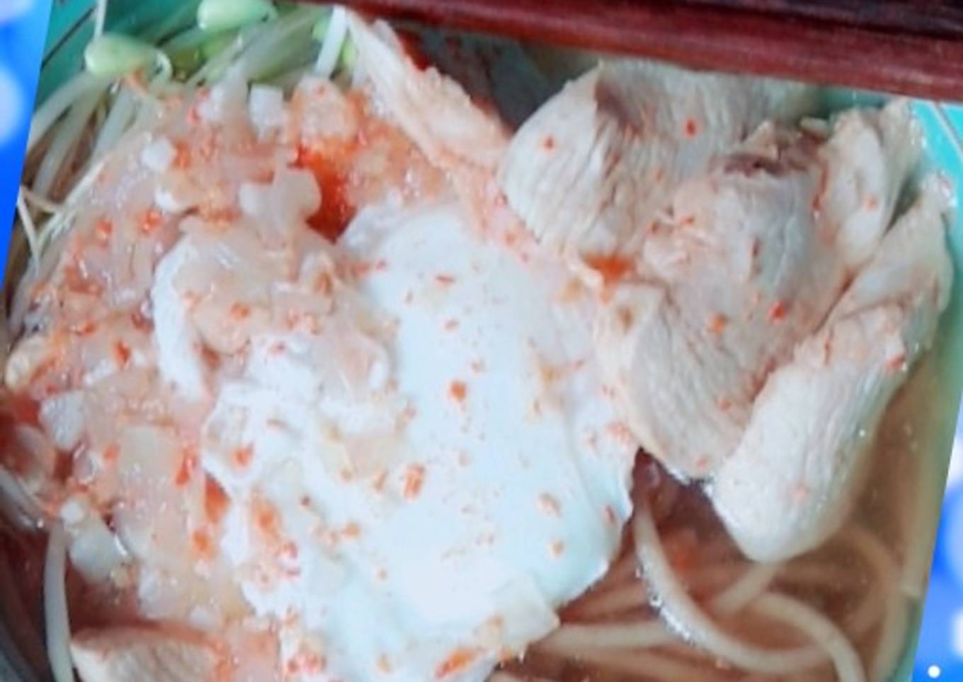 Spaghetti gandum kuah pedas