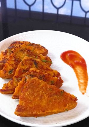 A picture of Eggless french toast.