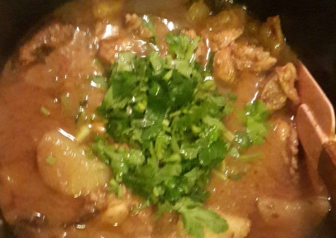 Step-by-Step Guide to Make Mario Batali 🇫🇯 Chicken curry Fiji Indian