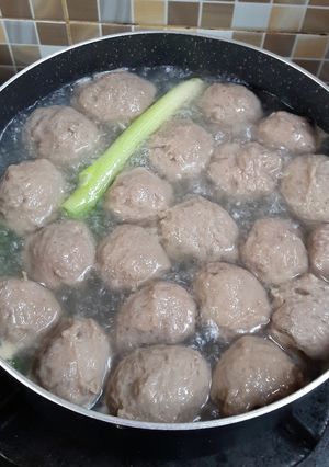 Foto resep Bakso Sapi Enak dan Kenyal (dan Kuah ala Abang Bakso)