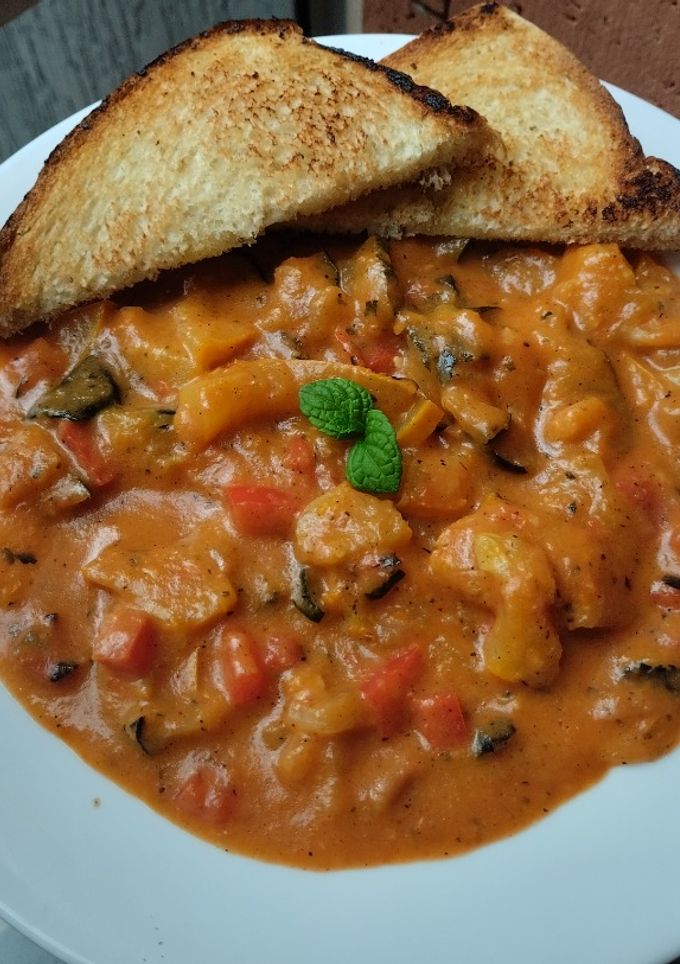 Una foto de Dip ó untable de pimiento y calabacines tatemados🥙🧆🌯