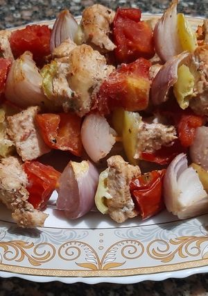 صورة لوصفة شيش طاووق الدجاج
