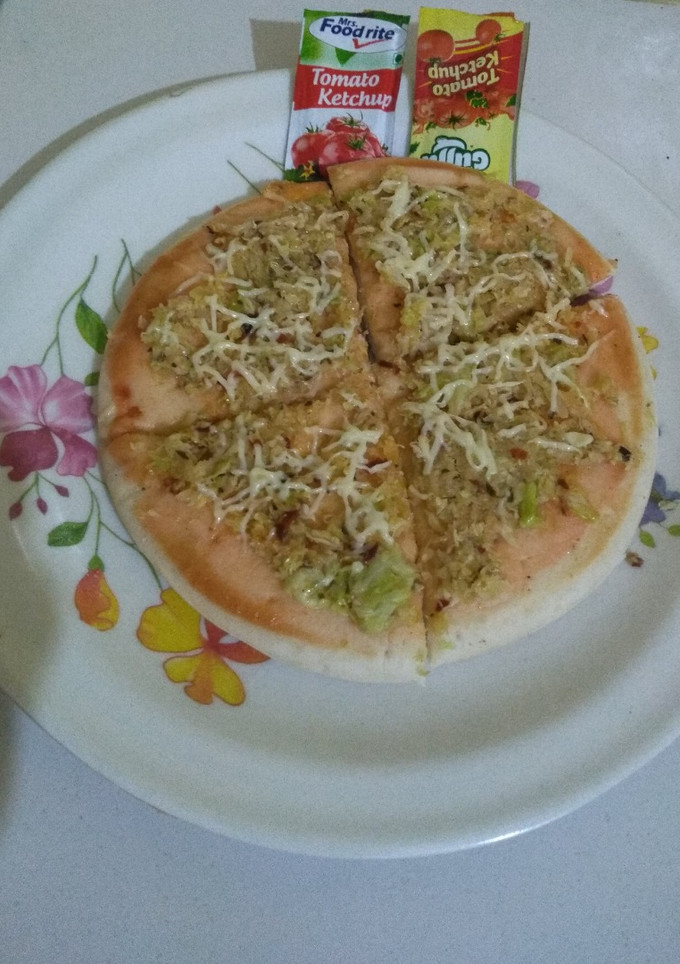 ચીઝ કોબી ઓનીયન પીઝા (Cheese Kobi Onion Pizza Recipe In Gujarati) રેસીપી મુખ્ય ફોટો