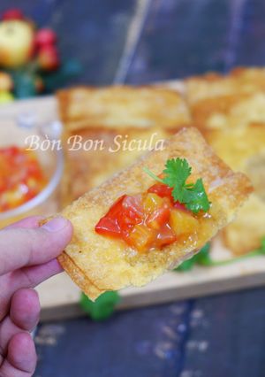 Hình của món Hoành Thánh Chiên Sốt Cà Hội An.