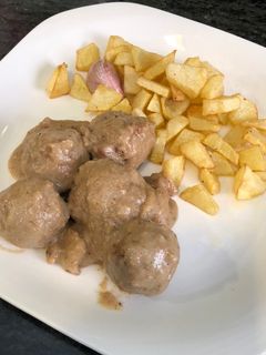Una foto de Albóndigas con salsa