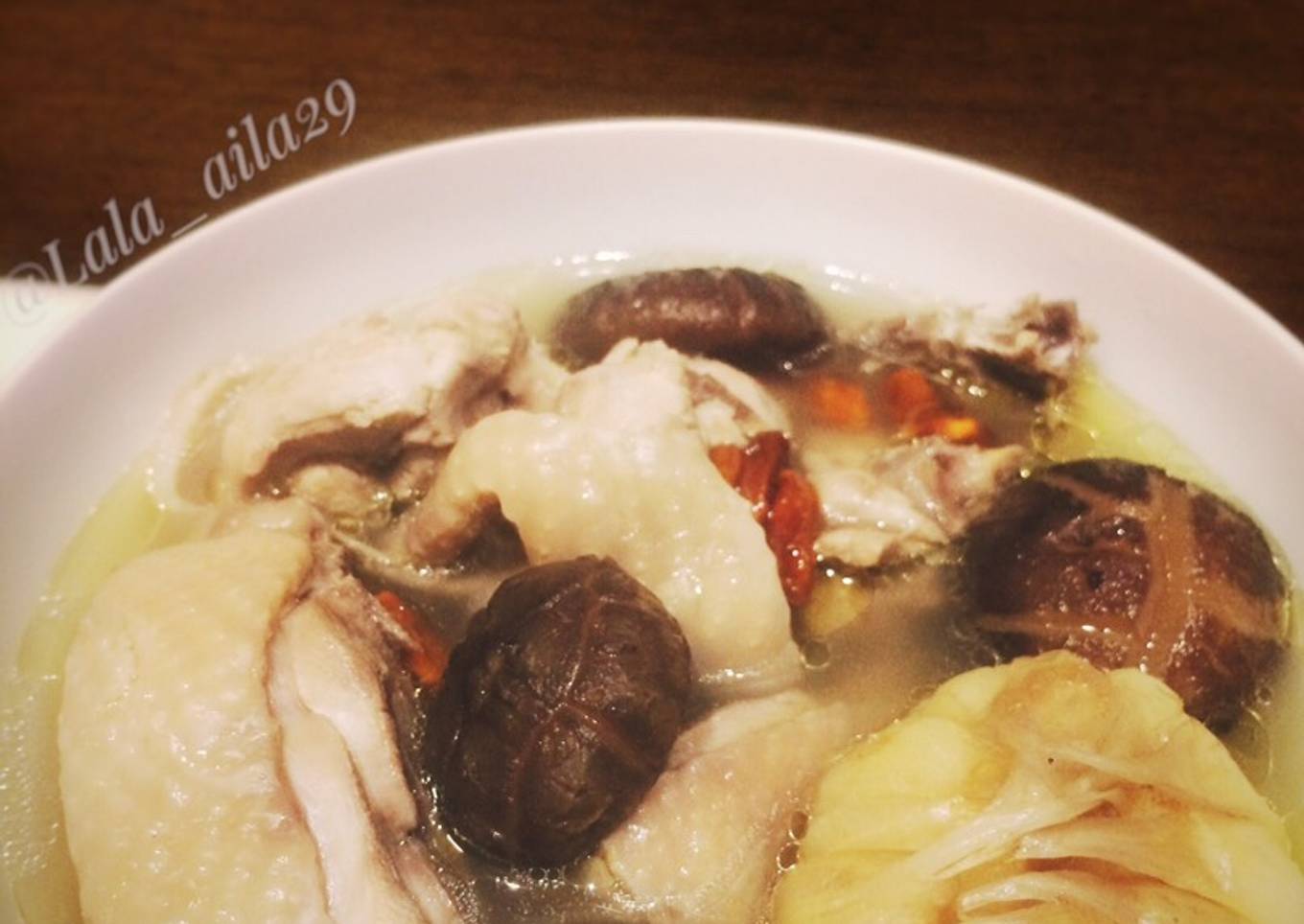鸡肉蒜汤 (Chicken garlic soup)